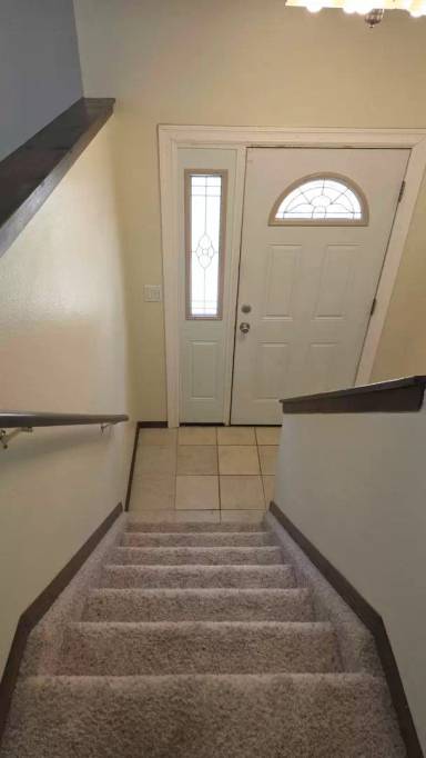 Main picture of 2980 Roche Dr S