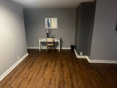 Main picture of 851 Yale Ave