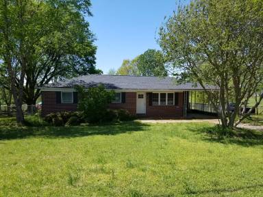 Main picture of 4045 Brookfield Dr