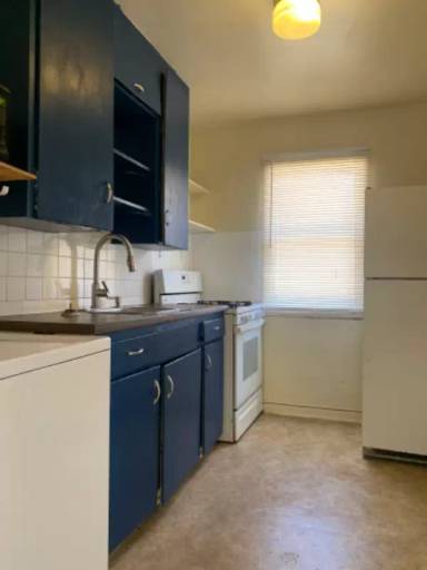 Main picture of 1104 W 13th St