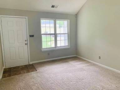 Main picture of 6516 Dylan Shane Ln