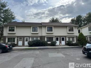 Main picture of 1396 N Colony Rd