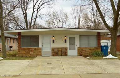 Main picture of 4442 Brenton Ave