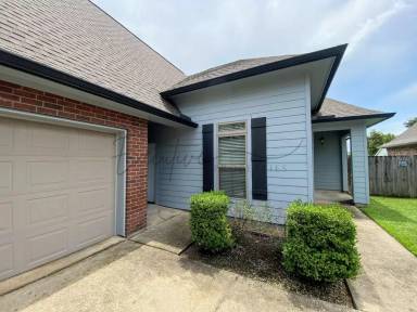 Main picture of 2131 La Cache Dr