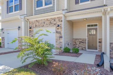 Main picture of 1221 Compass Dr