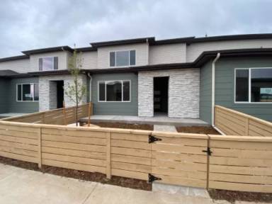 Main picture of 5759 Soto Way