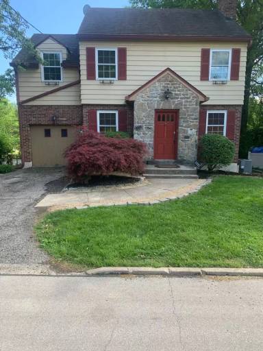 Main picture of 5207 Parkview Ave