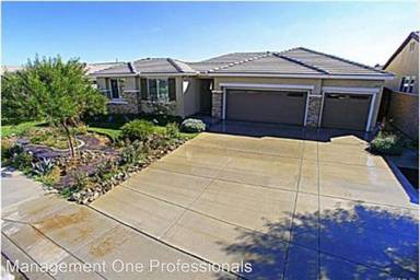 Main picture of 29193 Lake Hills Dr