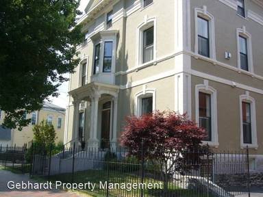 Main picture of 727 Congress St