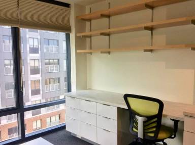 Main picture of 320 E State St