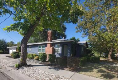 Main picture of 2166 Garden Ave