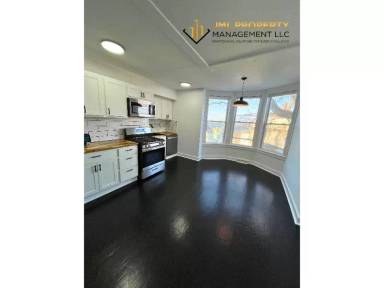 Main picture of 114 Prospect St