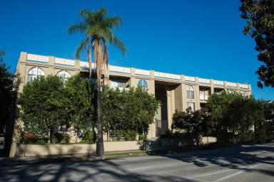 Main picture of 191 S Sierra Madre Blvd