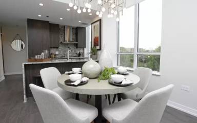 Main picture of 720 N Hudson Ave