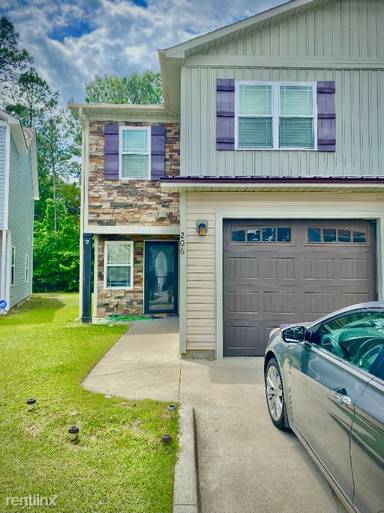 Main picture of 206 Kenan Loop