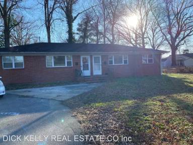 Main picture of 1023 E Leicester Ave
