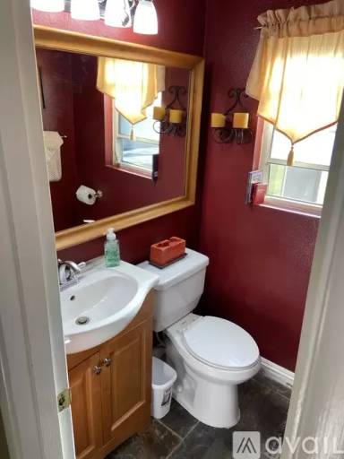 Main picture of 507 Geneva Ave