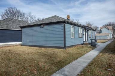 Main picture of 1512 S Wichita St