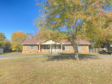 Main picture of 113 Fisher Dr