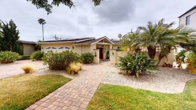 Main picture of 830 Coronado Ave