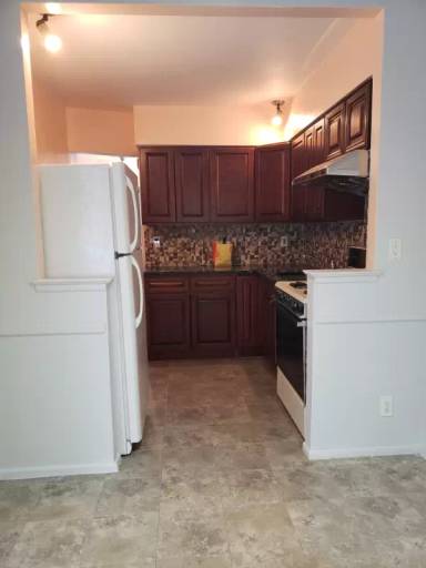 Main picture of 2373 Bragg St