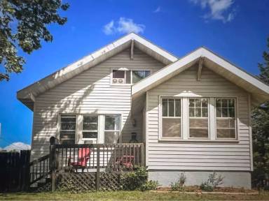 Main picture of 625 11th Ave