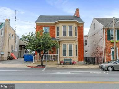 Main picture of 25 E Potomac St