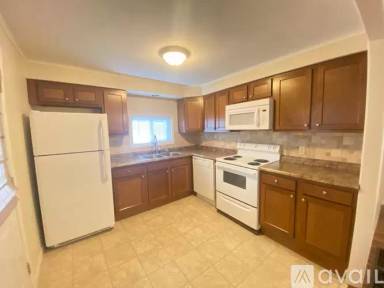 Main picture of 3950 Olive Ave