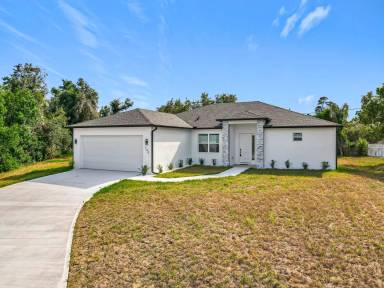 Main picture of 780 Kangaroo Ct