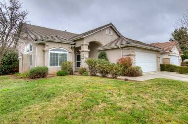 Main picture of 2764 E Eclipse Ave