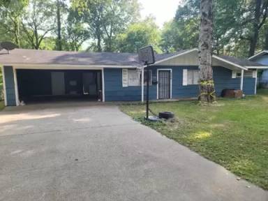 Main picture of 3239 Woodview Dr