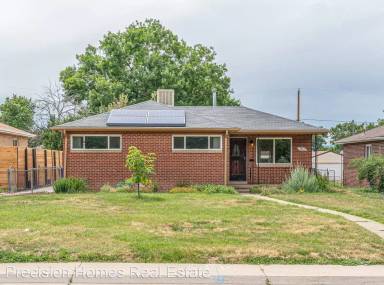 Main picture of 3381 Birch St