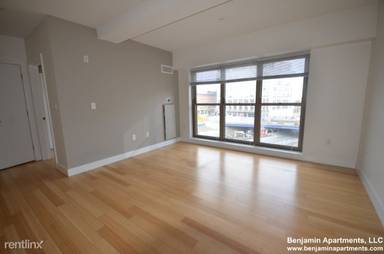 Main picture of 1085 Boylston St