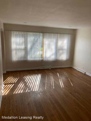 Main picture of 12646 S Harvard Ave