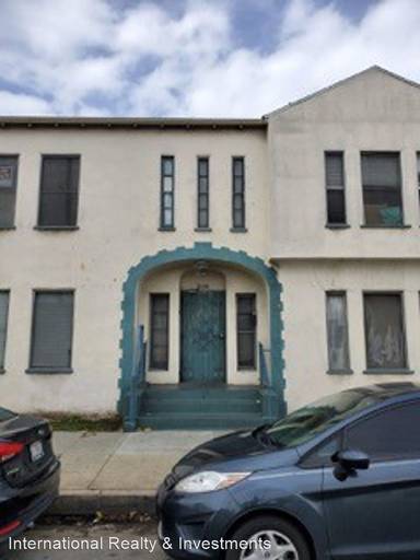 Main picture of 6507 S Normandie Ave