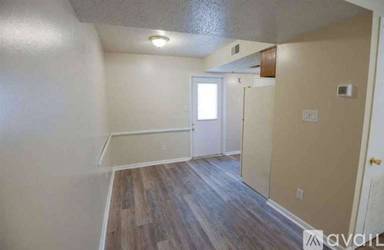 Main picture of 2443 Ramblewood Ct