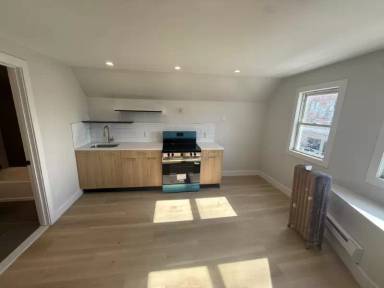 Main picture of 575 13th Ave