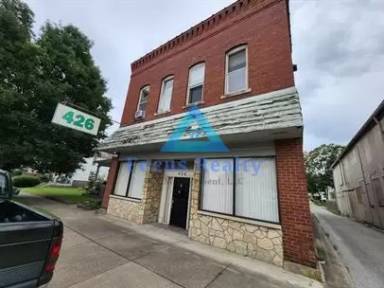 Main picture of 426 E Wheeling St