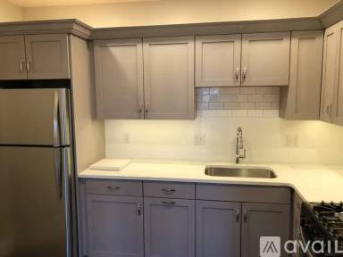 Main picture of 5830 Bartlett St