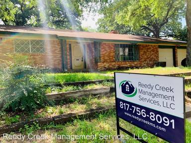 Main picture of 1544 Holt St