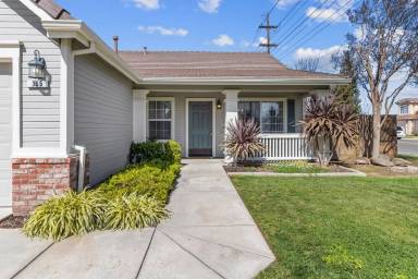 Main picture of 365 Sunnyhill Dr