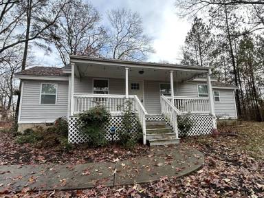 Main picture of 111 Walker St