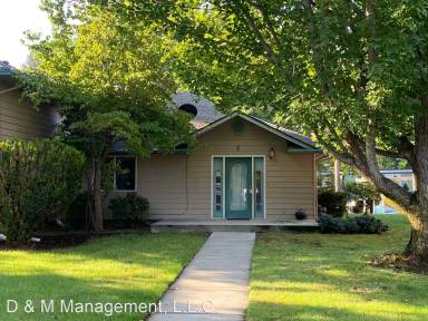 Main picture of 522 W Summit Ave