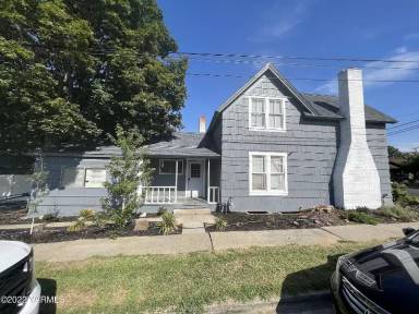 Main picture of 2415 Summitview Ave
