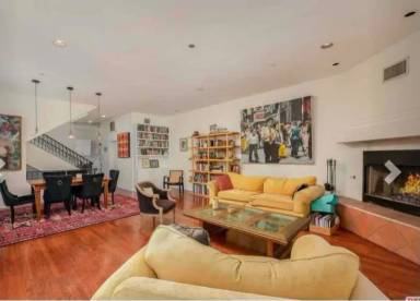 Main picture of 8718 Wonderland Park Ave