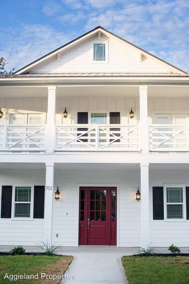 Main picture of 701 Hereford St
