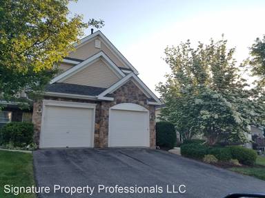 Main picture of 907 Country Ln