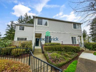 Main picture of 10909 Avondale Rd NE