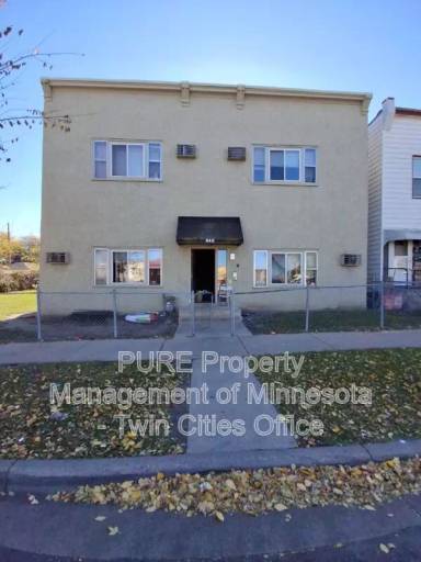 Main picture of 840 Beech St