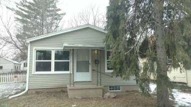 Main picture of 940 Knapp Ave